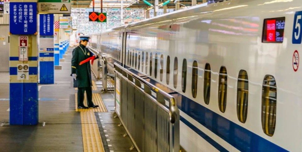 estación de tren, región de Chugoku, Japón